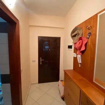 Lungomare Apartment, Above Bar Bonaparte *